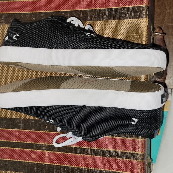 Sperry Bodie memory foam sneakers - Picture 6 of 7